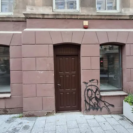 The Brown Door 아파트 *